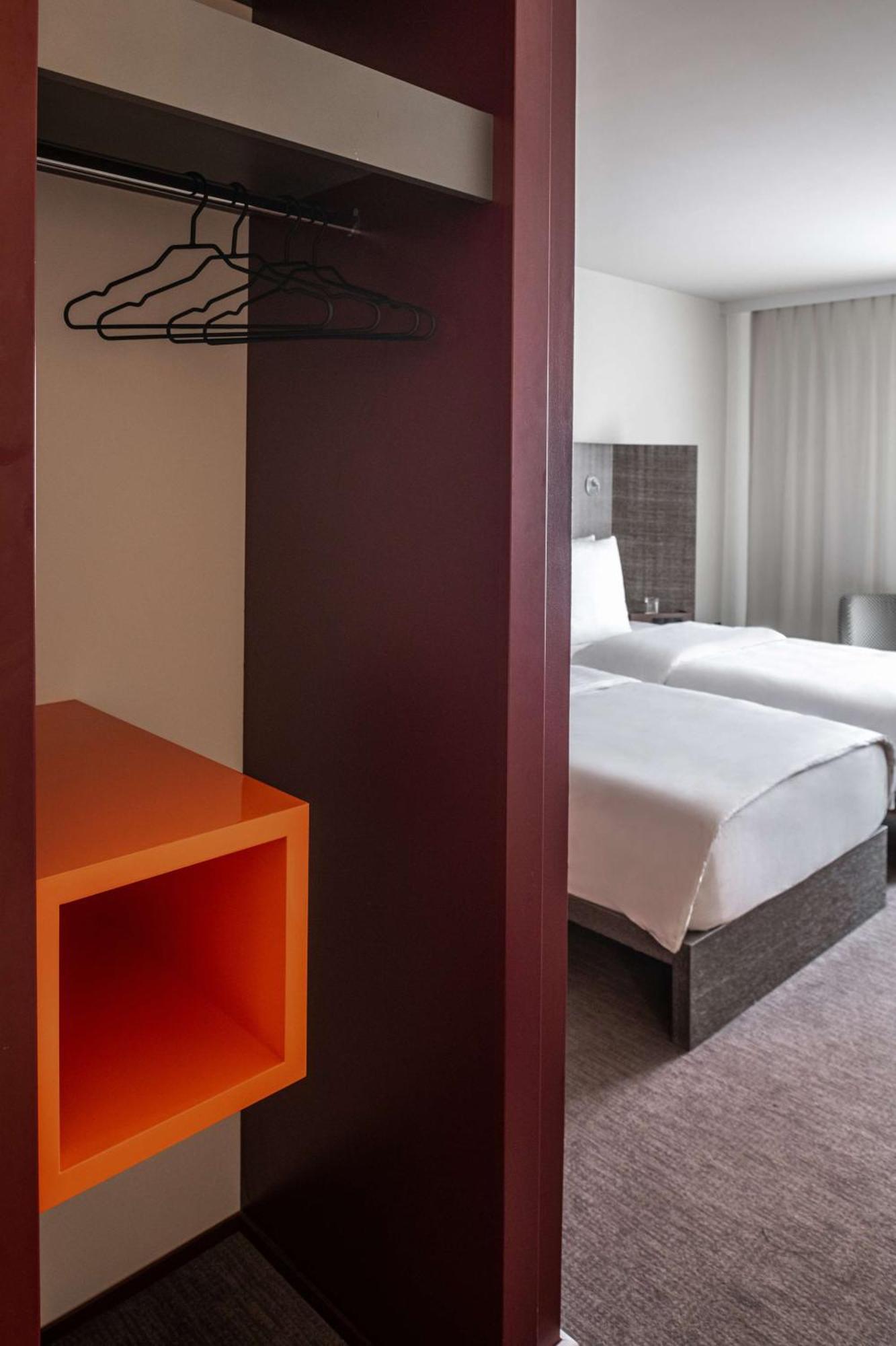 Pentahotel Wiesbaden Exterior photo